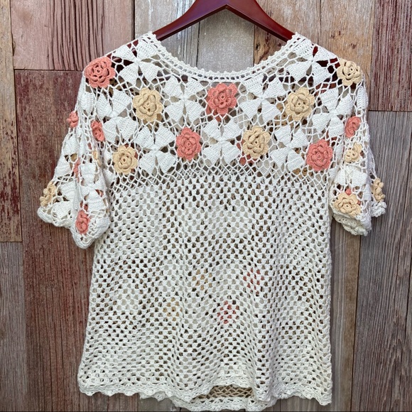 Floral Crochet Top M - Picture 5 of 6